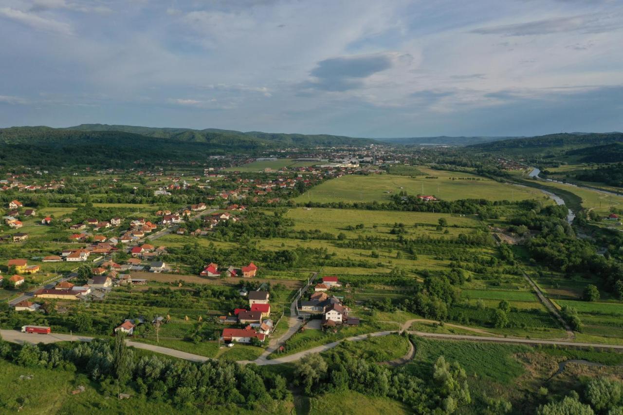 Pensiunea Lacul Albesti Albestii Paminteni Екстер'єр фото